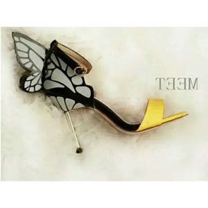 Versand 2019 kostenlose Damen Patent Leder High Heel Sandalen Schnalle Rose Solid Butterfly Ornamente Sophia Webster Peep-Toe Yel F25