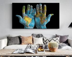 Canvas Painting Wall Posters and Prints Palm of World Map HD Wall Art Pictures For Living Children Room Decoration Dining el Home 1712355