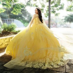 Żółte lśniące sukienki Quinceanera Appliki koronkowe tull tul z ramion gorset suknia imprezy sweet 16 vestidos 15 de xv anos