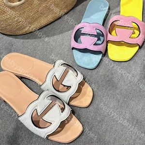 Designer Sandals Women Interlocking G Slides Slifori di gomma Sincera da donna Script da spiaggia piatta per gelatina arancione Muli autunno esterno Lusso impermeabile 35-41 35-41