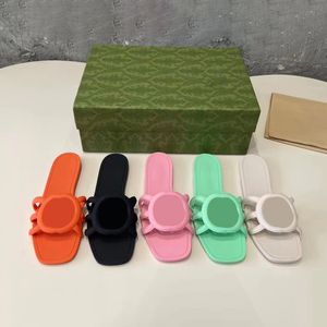 Designer Slipper Luxury Brand Sandals Flat Women Slippers Slides Sandals Summer Beach Jelly Color Slip-on Indoor Lady Mules