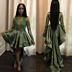 Africane Olive Green Black Girls High Homecoming Illusion Appliques Appliques in pizzo Abiti da coda a maniche lunghe Abiti da festa 0521