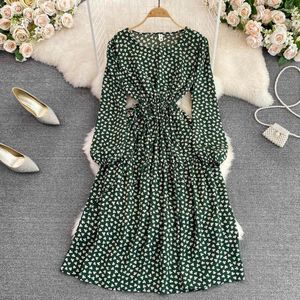 Casual Dresses Autumn French Elegant Temperament Retro Round Neck Bubble Long-sleeved Waist Thin A-word Floral Dress