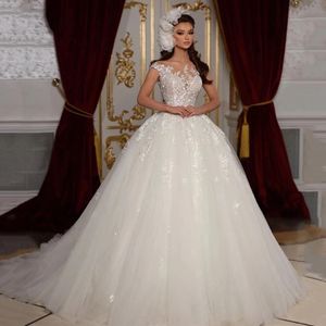 Princess Lace Appliques Långa bröllopsklänningar täckta korta ärmar elfenben tyll brudklänningar domstolståg bakknappar elegant en linjet brud klänning 2024 vestido de novia