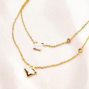 Mode fyra bladklöver pendell brev halsband 18k guld rostfritt stål halsband lyxhalsband