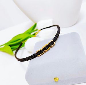 20Style aldrig bleknar 18k guldpläterad varumärkesdesigner hängen halsband kristall rostfritt stål brev choker hänge halsband kedja smycken tillbehör gåvor