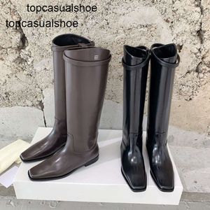 TOTEME BOTS BOTS Kolan Top Square Flat Heel Modna skórzana designerka Knight Booties dla dziewczynki