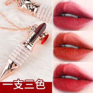 Tiktok Kwai the Queens mace three color lipstick matte fog face lasting moisturizing lipstick a 3 color.