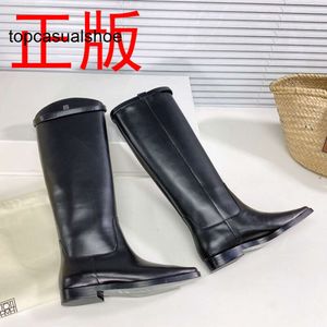 Toteme Knight Boots Boots Длинный столик подлинные черные кожаные квадратные квадратные квадратные квадратные.