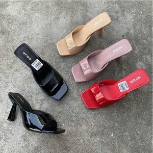 Slippers New Womens Shoes European and American Fashion Square Thin Thigh