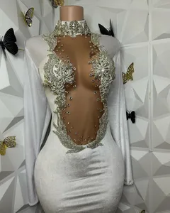 Abschlussballkleider weiß 2024 Perlen Langarmes Diamant sexy Meerjungfrau Partykleider für schwarzes Mädchen Vestidos de fiesta