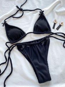 Retchwork bikinis string biquíni conjunto de ruffles lateral moda de banho sexy swimsuith woman halter bathing ternos de duas peças de praia 240520