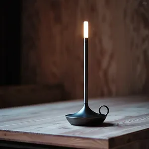 Bordslampor Touch LED Candlelight Camper Lamp uppladdningsbar vattentät varmt ljus ljusets atmosfär