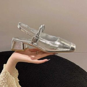 Sandaler kvinnor silver Mary Jane skor Ny sommaren fyrkantig tå avslappnad bekväm fest pumpar slingback elegant klänning H240521