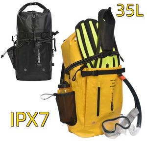 Outdoor -Taschen kostenloser Tauchflossen -Rucksack Outdoor PVC IPX7 wasserdichtes Bag Outdoor Sporttauchausrüstung große Kapazität aufblasbare Trockenbeutel Q240521