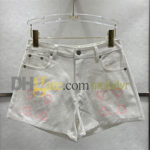 Białe dżinsowe spodenki letnie projektantki Krótkie dżinsy literowe szorty seksowne szorty dżinsowe o niskiej talii