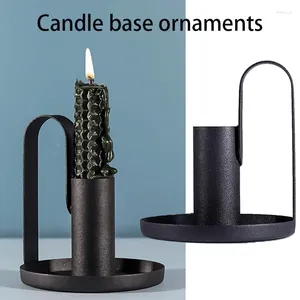 Titulares de vela Retro Black Iron European Candlestick para festa de jantar de casamento