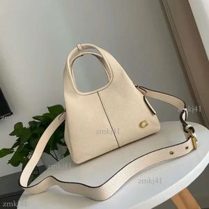 Coachshoulder Bag Designer Bag Coachpurse Lana 23 Basket Coachlets para Woman S Handbag Hobo Fashion Leather Tote ombro Hadley Willow Bucket Bag 995