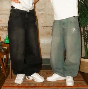 Retro Casual Men Kleidung Schwarze Baggy Jeans Y2K Hip Hop Harajuku Stickmuster gerade weit Beinhose Vielseitige Streetwear 240520