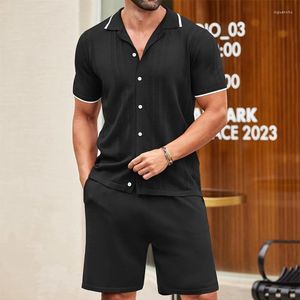 メンズトラックスーツストリートウェアメンズカジュアル2ピースセットニット半袖ボタン付きラペルシャツとショートパンツの衣装男性夏の通気性