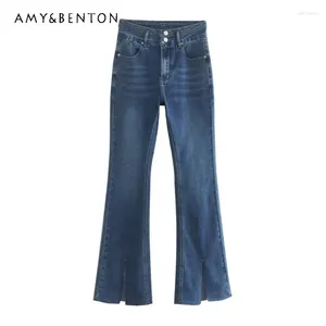Женские джинсы Женщина темно -синяя вспышка 2024 весна и осенний уличный стиль.