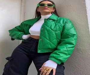 Women039s Trench Coats PU in pelle Short piffer Coat Women Verde Bavani Giacca Fashion Cropped 2023 Manica lunga In INS THI3701166