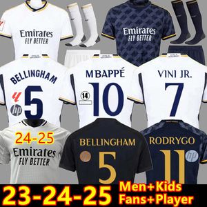 23 24 25 Bellingham Soccer Jerseys Mbappe Vini Jr Tchouameni 2024 Camisa de futebol Real Madrids Jersey Camavinga Rodrygo Modric Men Kit Kit Uniforms jogador de fãs