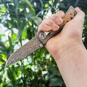 Self Defense Portable Outdoor Camping Damascus Pattern Pocket 339 Wooden Handle Folding Knife Dbfa54