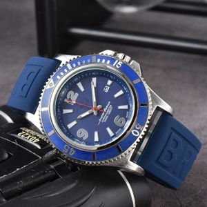Breiting Watch Super Ocean Series Quartz Bretiling Watches Rubber 1884 Trendy Breightling Wrist watch montre de luxe 792b