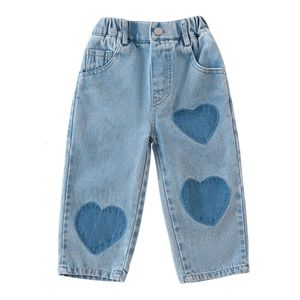 2024 Spring New Girl Baby Patch Love Jeans Retro Boy Children Pockets Casual Loose Kid Cotton Spodni