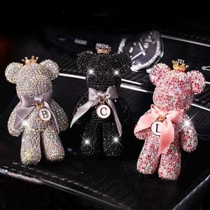 Auto deodorante per auto Crystal Diamond Cute Bear Air Air Outlet Aromaterapy Dureble Light Perfume glitter Rhinestone Accessori per interni auto T240521