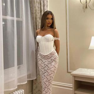 Casual Dresses White Corset Long Bandeau Dress for Women Lace Patchwork Off-Shoulder Axless Sleeveless Backless Sexy Tight 2024