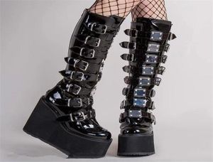Boots Women Knee High Gothic Platform Creepers Punk Winter Goth الكعب الأسود Sexy Ladies Shoes Plus Size 41 42 43 2209285974978