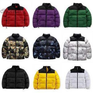 Herren Down Jacke Womens Parkas Frau Mantel Winterdesigner Langarm warm warm 20s Camouflage Sternendruck für Liebhaber Reißverschluss dicke Mode