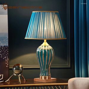 Lampy stołowe lekkie luksusowe amerykańskie lampa ceramiczna do sypialni salon nocna dekoracja ślubna