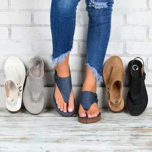 Sandaler Europeiska Herringbone och Summer American Toe Sandalias Pu Leather Wedges Heel Thick Soled Women's Flip Flop 2024 Plus Size 43 56 SA FBE LIAS