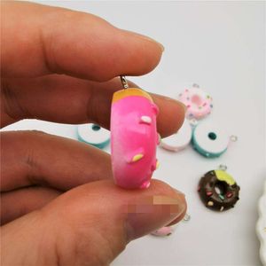 10pcs Resina Kawaii Craft Acessórios de bonecas em casa Mini Mini Candy Donut Doll Food Play Decor Toys Kitchen Toys