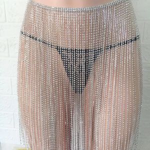 Lüks Seksi Çok Katmanlı Rhinestone Vücut Takım Bel Zinciri Kadın Tassel Kristal Sütyen Aksesuarları Elbise Etek Zinciri Gece Kulübü Hediye 240522