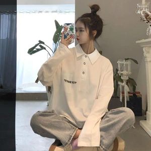 Kadın Polos 2024 İlkbahar Sonbahar Uzun kollu T-Shirt Koreli Büyük Boy All-Match Harajuku Polo Yakası Unisex Mektup Baskı Alt gömlek üst