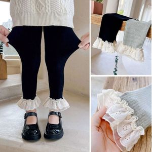 Autumn Girls Cotton Bottoms Pants 2023 Nya koreanska barns stretchiga smala Casual Pant Baby Lace SPICING Utanför byxor L2405