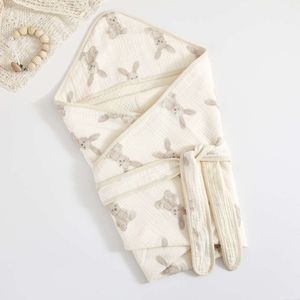 4 lager muslin baby quilt swaddle filt nyfödd sängkläder sovsäck för nyfödda wrap mjuka badhandduksbebisar tillbehör