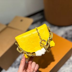 Mode mini plånbok designer väska läder mynt handväska guldkedja läppstift fodral små crossbody axelväskor handväska lyxbrev blomma präglade väskor 2405221-10