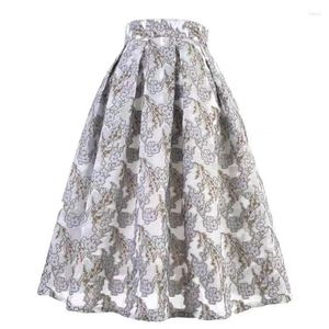 スカートヴィンテージスタイルエレガントなハイウエスト長いプリーツ女性のためのミディスカート審美的な灰色の花の刺繍オーガンザ夏2024年