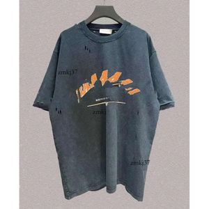 Balencigaa Shird Designer Shirt Balanciagaliesメンズ刺繍ティーポロスネックラウンドTシャツと、ストリートピュアコットン580付きの印刷されたポーラースタイルの夏の摩耗