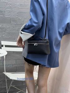 Lare Bag Lunch Box Bag Women genuine leather lunch box bag new gigi same style bag lychee grain cowhide handbag simple shoulder bag for women Q46