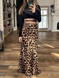 Traf Vintage Womens Stampa leopardo Skirt satinato femminile Summer High Wirt Woman Fashion Fashion Long Gonnes 240513