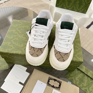 Designer casual skor pendlare skor avslappnad komfort kakor skor duk läder sneakers små vita skor