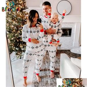 Familienübergreifende Outfits Weihnachts -Outfit Pyjamas Print Sets ADT Kid Home Clothes Tops Cartoon Hosen Weihnachts Nachtwäsche Baby Nachtwäsche Dr. Dhggu