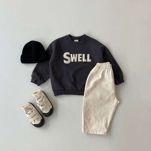 男の子のスウェットシャツルーズファッションレタースポーツスウェットシャツ幼児の女の子プルオーバーセーターコットントップスボーイキッズ服l2405
