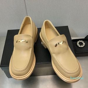 2024 Pompe scarpe sandali Slip-On Shoe retrò retrò